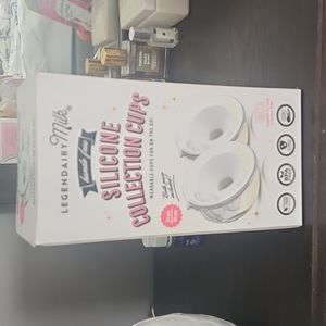 Legendairy Milk Silicone Collection Cups
